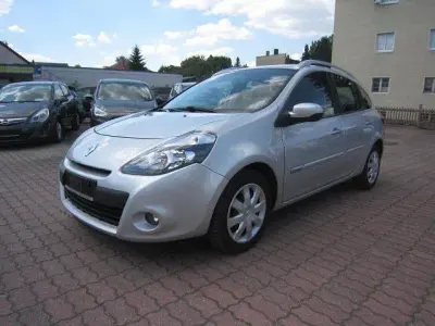 Gebraucht Renault Clio Dynamique 101 PS (74 kW) 2011 Kombi