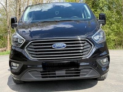 Usata Ford Tourneo Titanium X 170 CV (125 kW) 2018 Nero Monovolume
