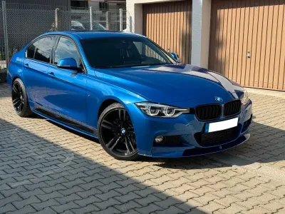 Gebraucht BMW 330 M Performance 258 PS (189 kW) 2015 Blau Limousine
