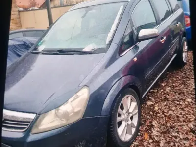 Gebraucht Opel Zafira 125 PS (91 kW) 2008 Van / Kleinbus