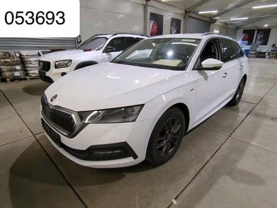 Gebraucht Skoda Octavia Ambition 150 PS (110 kW) 2023 Weiß Kombi