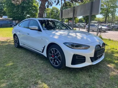Gebraucht BMW i4 M Sport 210 kW (286 PS) 2023 Weiß Limousine
