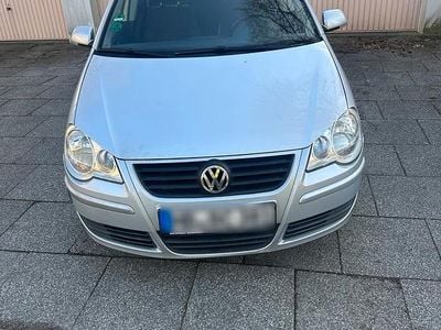 Gebraucht VW Polo 65 PS (47 kW) 2006 Silber Kleinwagen