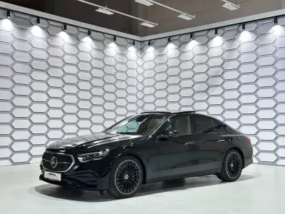 Gebraucht Mercedes E200 Premium 227 PS (166 kW) 2024 Schwarz Limousine