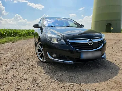 Gebraucht Opel Insignia 194 PS (142 kW) 2013 Schwarz Kombi