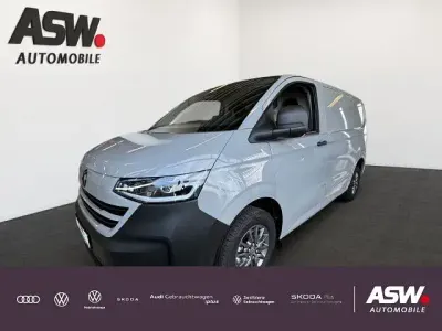 Gebraucht VW T7 150 PS (110 kW) 2025 Stone grey Van