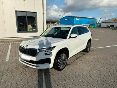 Gebraucht Skoda Kodiaq LAURIN & KLEMENT 150 PS (110 kW) 2023 Weiß SUV