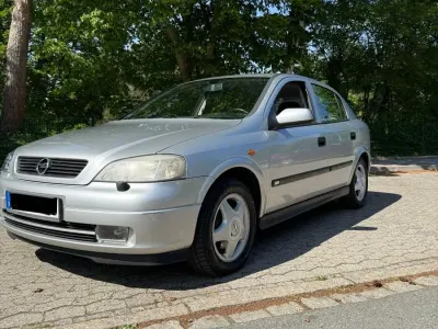 Używany Opel Astra 1998 Szary Sedan/Limuzyna