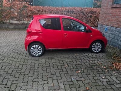 Rot Gebraucht 2008 Toyota Aygo Kleinwagen | 1.500 € (Fairer Preis)