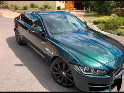 Gebraucht Jaguar XE 179 PS (131 kW) 2016 Schwarz Limousine