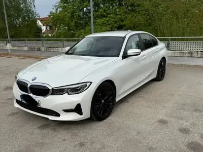Gebraucht BMW 320 Sport Line 190 PS (139 kW) 2019 Weiß Limousine