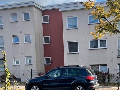 Blau Gebraucht 2012 VW Tiguan Trendline SUV | 10.000 € (Teuer)