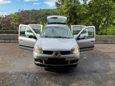 Occasion Renault Clio II Campus 75 ch (55 kW) 2008 Argent Citadine