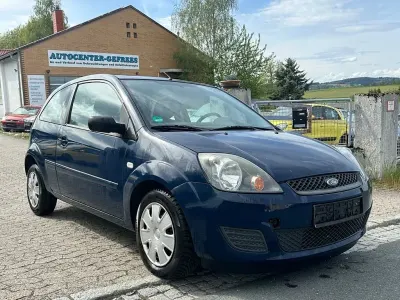 Gebraucht Ford Fiesta Style 60 PS (44 kW) 2008 Blau Kleinwagen