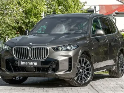 Gebraucht BMW X5 M Sport 298 PS (219 kW) 2025 Grün SUV