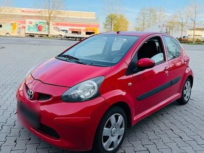 Usata Toyota Aygo 68 CV (50 kW) 2008 Rosso Utilitaria