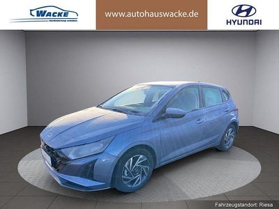 Farbe: blau Neu 2026 Hyundai i20 Trend Limousine | 26.670 € (Teuer)