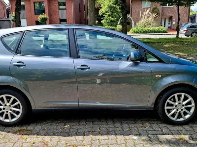 Gebraucht Seat Altea Style 140 PS (102 kW) 2012 Grau Limousine