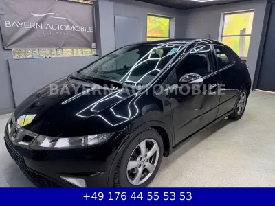 Używany Honda Civic Sport 140 KM (102 kW) 2010 Czarny Sedan/Limuzyna
