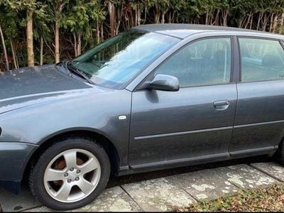 Second-hand Audi A3 Ambiente 102 CP (75 kW) 2003 Gri Hatchback