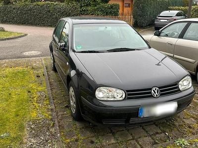 Usata VW Golf IV 75 CV (55 kW) 2000 Nero Utilitaria