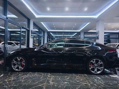Second-hand Kia Stinger GT 370 CP (272 kW) 2017 Negru Hatchback