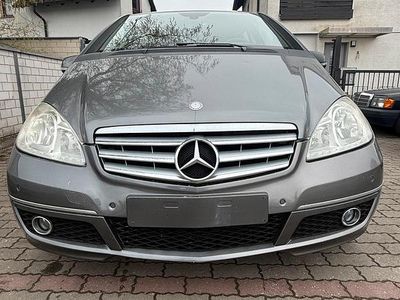 Gebraucht Mercedes A180 110 PS (80 kW) 2011 Grau Kleinwagen