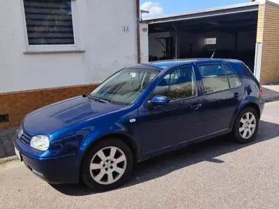 Gebraucht VW Golf IV 75 PS (55 kW) 2003 Blau Limousine