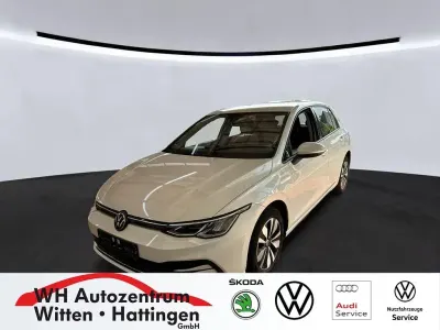 Usata VW Golf VIII Move 131 CV (96 kW) 2023 Bianco Berlina