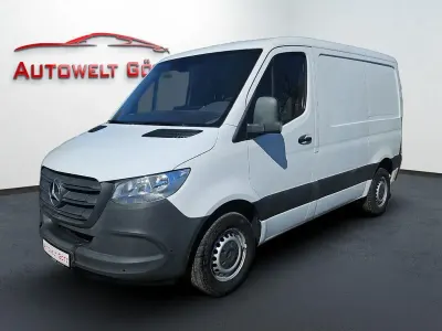 Używany Mercedes Sprinter 143 KM (105 kW) 2021 Biały Van