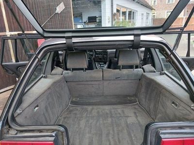 Gebraucht BMW 325 Sport Line 170 PS (125 kW) 1988 Schwarz Kombi