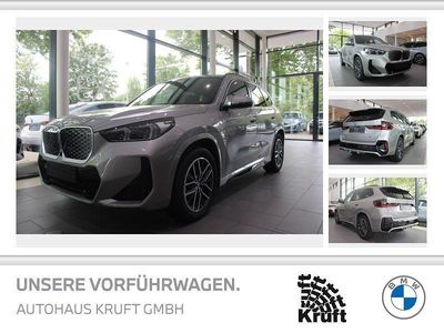 Gebraucht BMW iX1 Luxury Line 230 kW (313 PS) 2025 Black sapphire metallic SUV