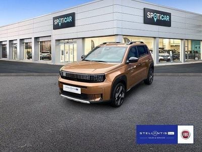 Neu Fiat Grande Panda La Prima 83 kW (113 PS) 2025 Braun Kleinwagen