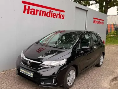 Gebraucht Honda Jazz Trend 102 PS (75 kW) 2018 Crystal black p. Kleinwagen