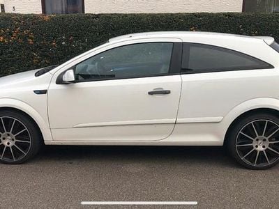 Opel Astra GTC