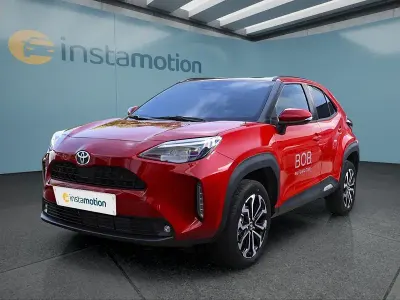 Gebraucht Toyota Yaris Cross 131 PS (96 kW) 2026 Rot SUV