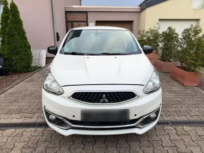 Gebraucht Mitsubishi Space Star Top 80 PS (58 kW) 2018 Weiß Kleinwagen