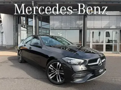 Gebraucht Mercedes 200 163 PS (119 kW) 2023 Obsidianschwarz (metallic) Limousine