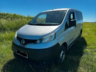 Gebraucht Nissan NV200 90 PS (66 kW) 2011 Silber Van / Kleinbus