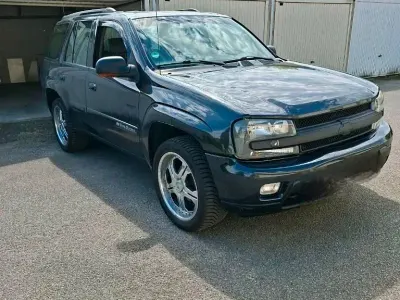 Usata Chevrolet TrailBlazer LTZ 273 CV (200 kW) 2004 Grigio SUV