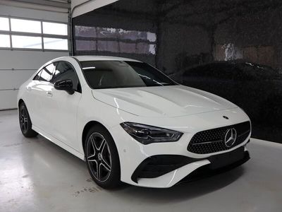 Mercedes CLA200