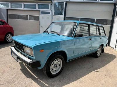 Blau Gebraucht 1990 Lada 2104 Kombi | 9.555 €