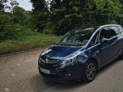 Gebraucht Opel Zafira Tourer Sport 140 PS (102 kW) 2012 Blau Van / Kleinbus
