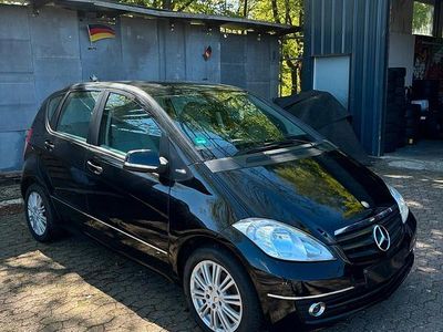 Usata Mercedes A180 116 CV (85 kW) 2010 Beige Utilitaria