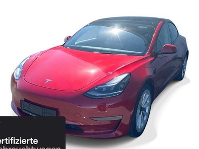 Second-hand Tesla Model 3 Long Range RWD 208 kW (283 CP) 2022 Roșu Berlinǎ
