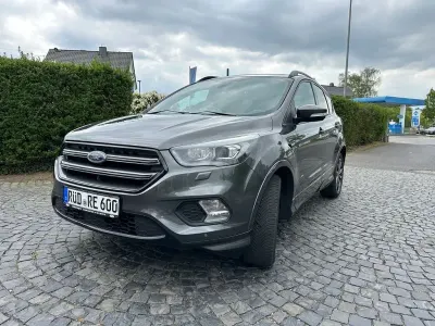 Używany Ford Kuga ST-Line 175 KM (128 kW) 2019 Szary SUV