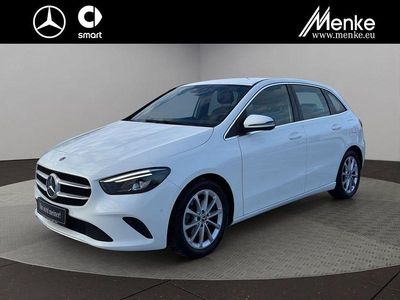 Gebraucht Mercedes B180 116 PS (85 kW) 2020 Unilack polarweiß Van / Kleinbus