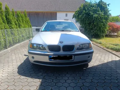 Gebraucht BMW 318 143 PS (105 kW) 2002 Silber Limousine