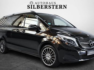 Schwarz Gebraucht 2019 Mercedes V250 Avantgarde Edition Van / Kleinbus | 42.990 € (Fairer Preis)