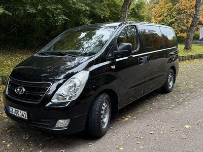 Hyundai H-1